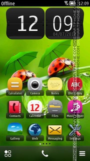 Скриншот темы Ladybug on Leaf HD