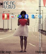 Girl with heart theme screenshot